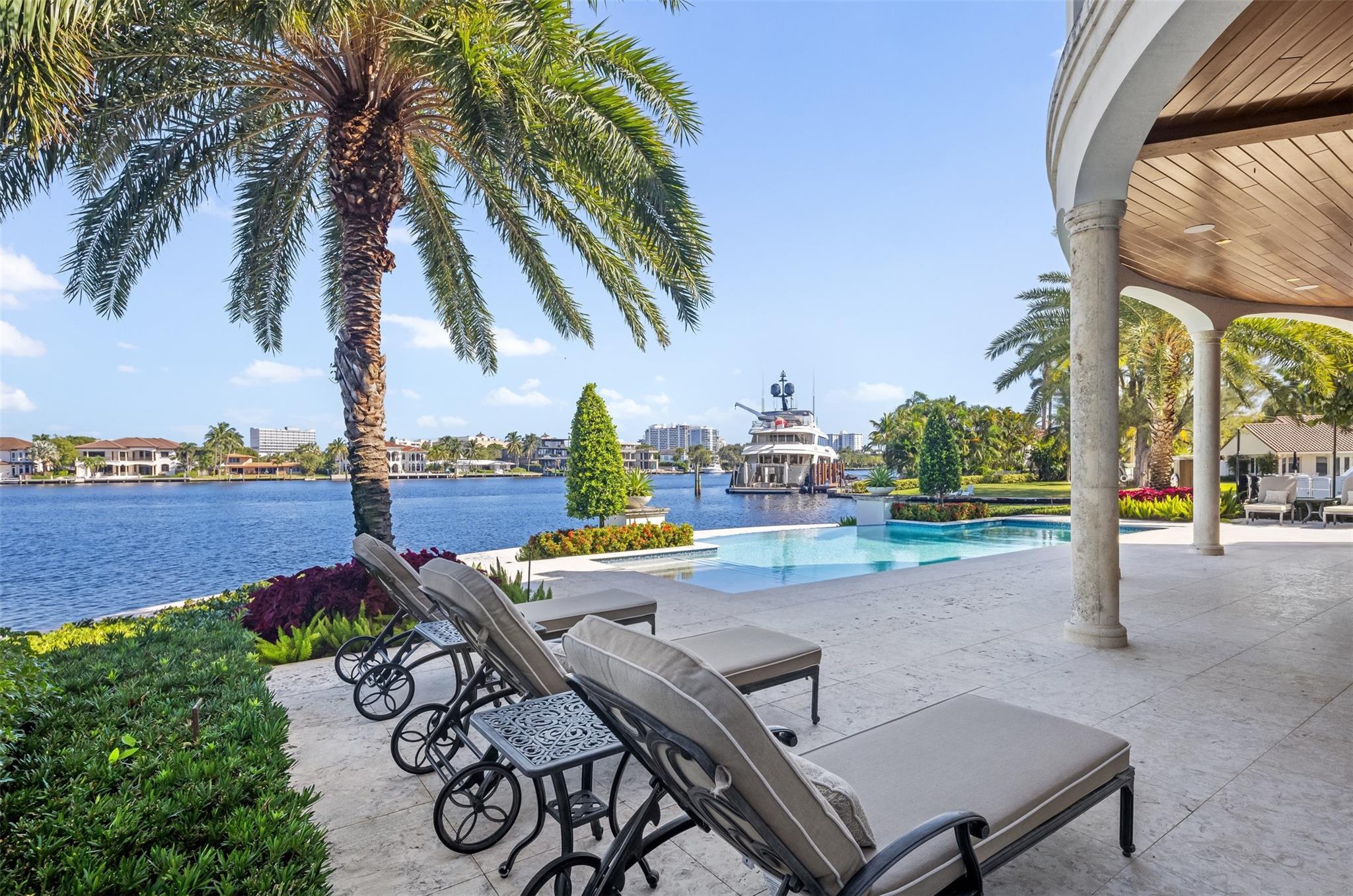 632 2nd Key Dr Fort Lauderdale, FL 33304