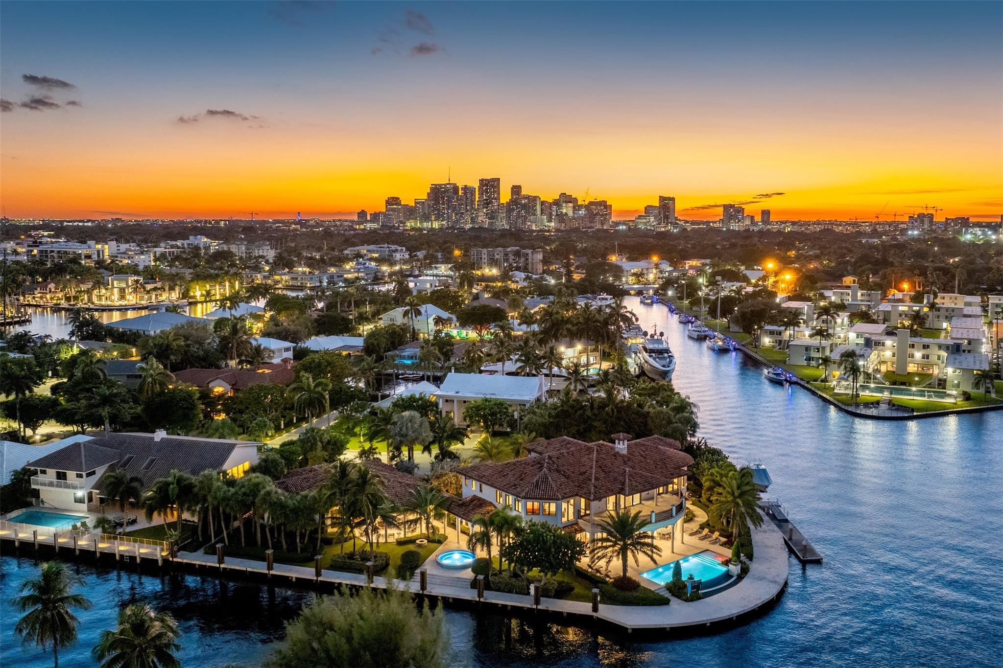 632 2nd Key Dr Fort Lauderdale, FL 33304