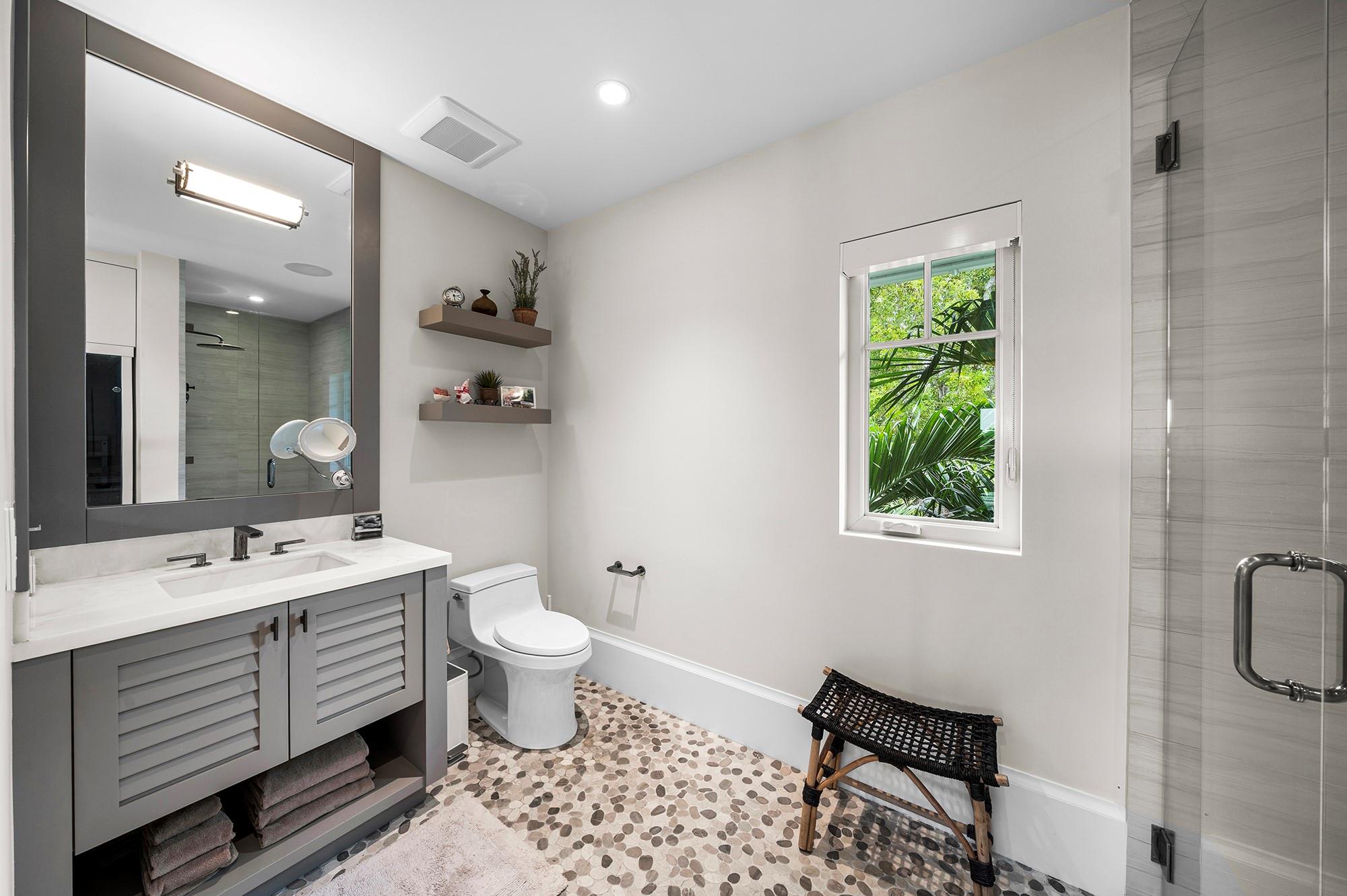 1900 Intracoastal Dr Fort Lauderdale, FL 33305