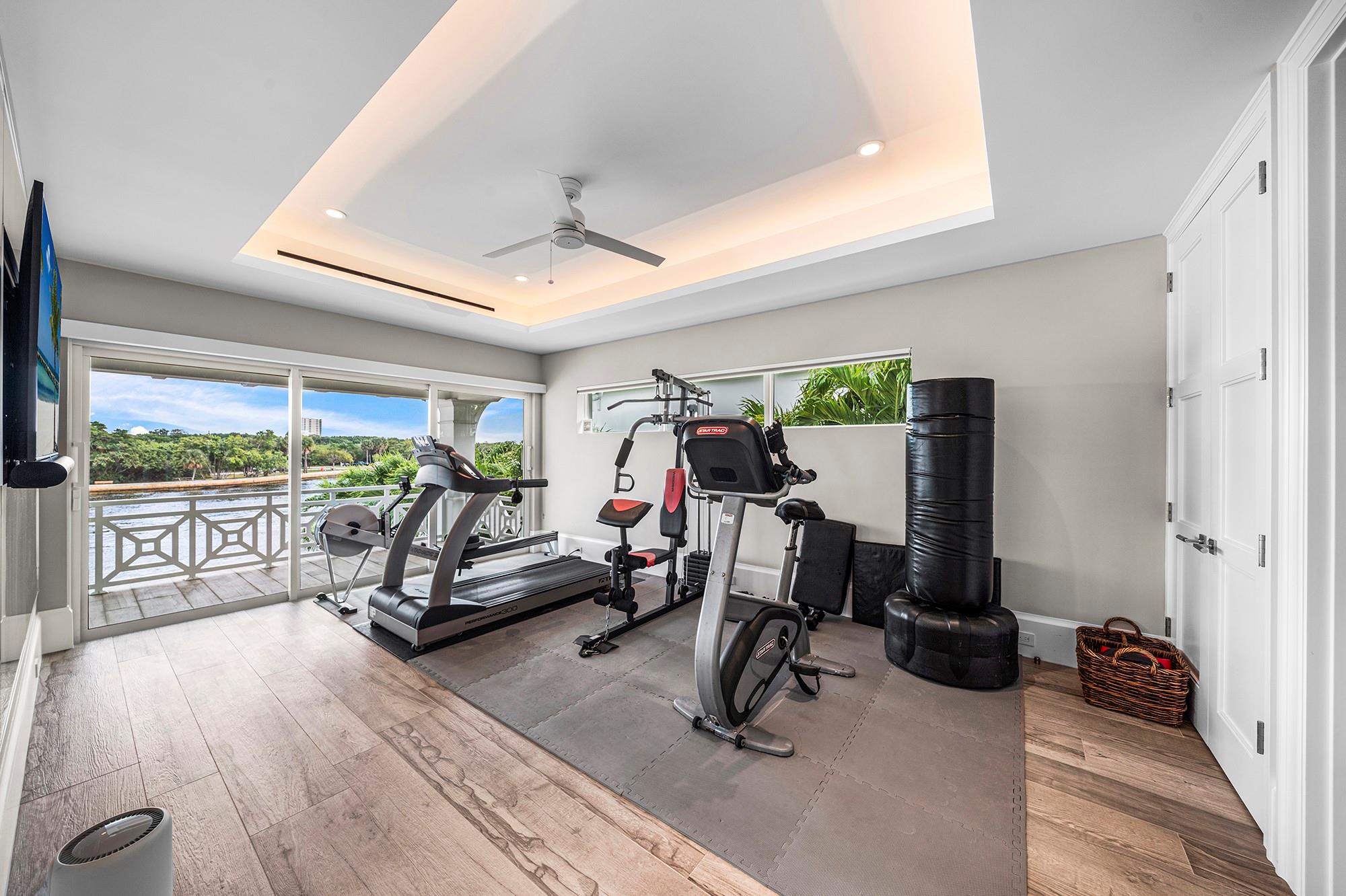 1900 Intracoastal Dr Fort Lauderdale, FL 33305