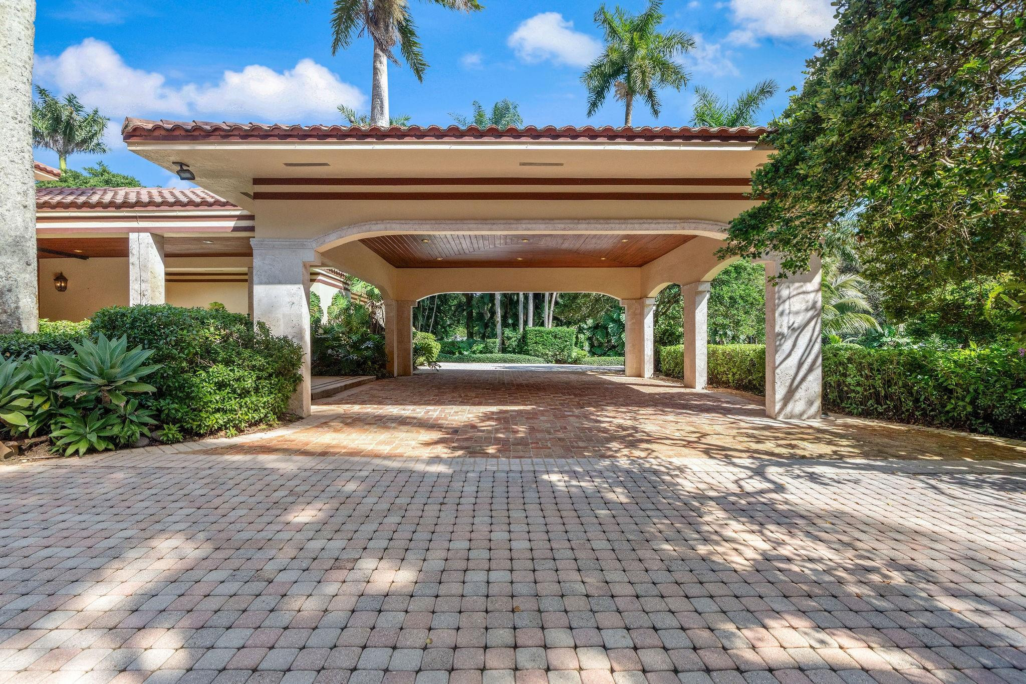 14641 Mustang Southwest Ranches, FL 33330