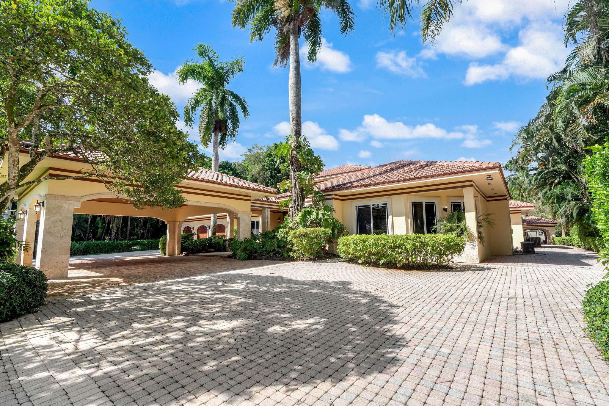 14641 Mustang Southwest Ranches, FL 33330