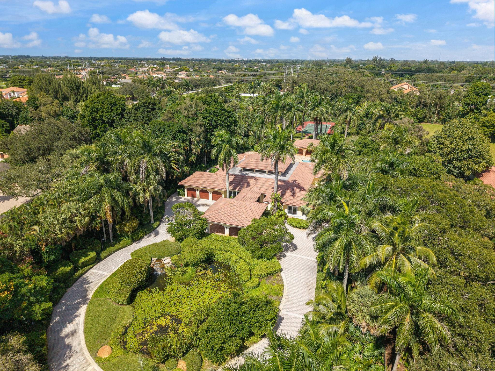 14641 Mustang Southwest Ranches, FL 33330