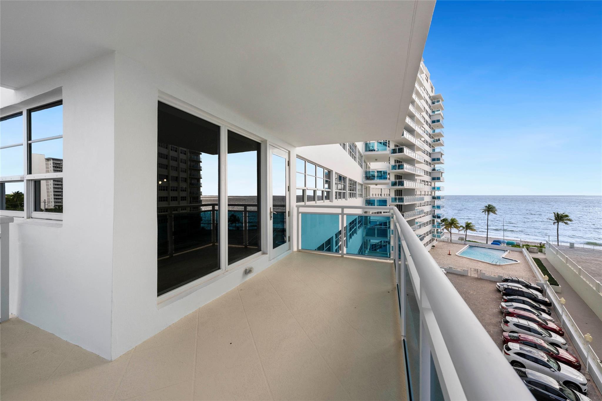 3430 Galt Ocean Dr #611