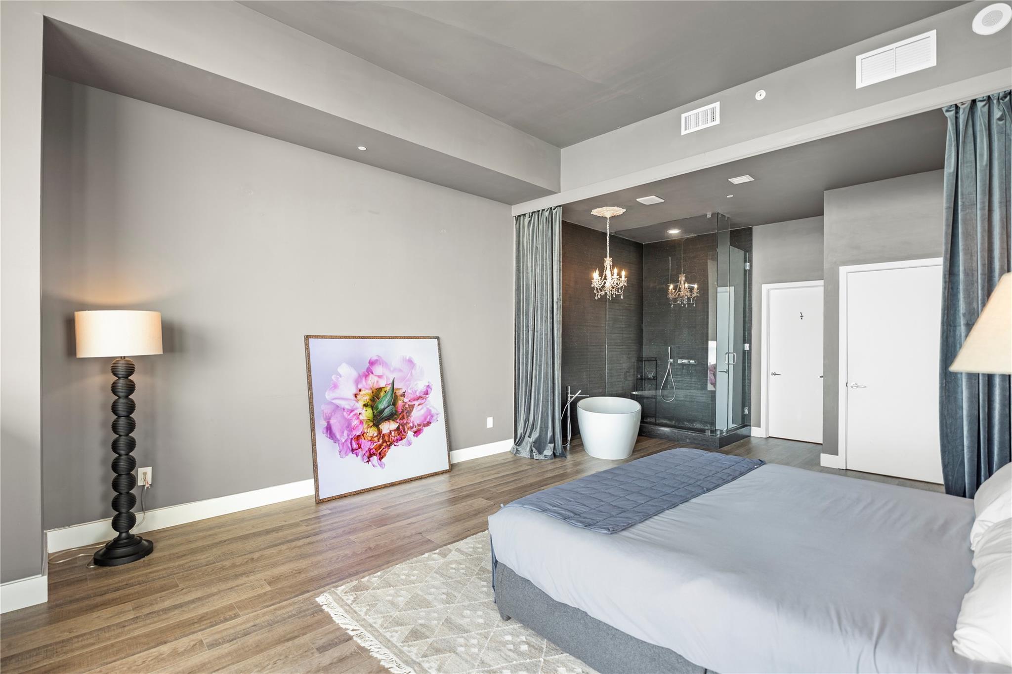 480 NE 31st St #PH5104 Miami, FL 33137