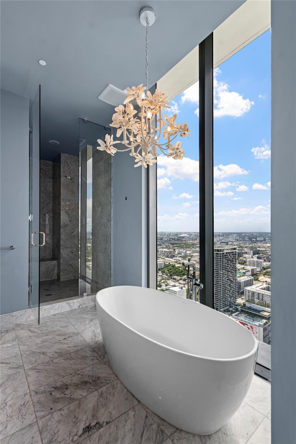 480 NE 31st St #PH5104 Miami, FL 33137