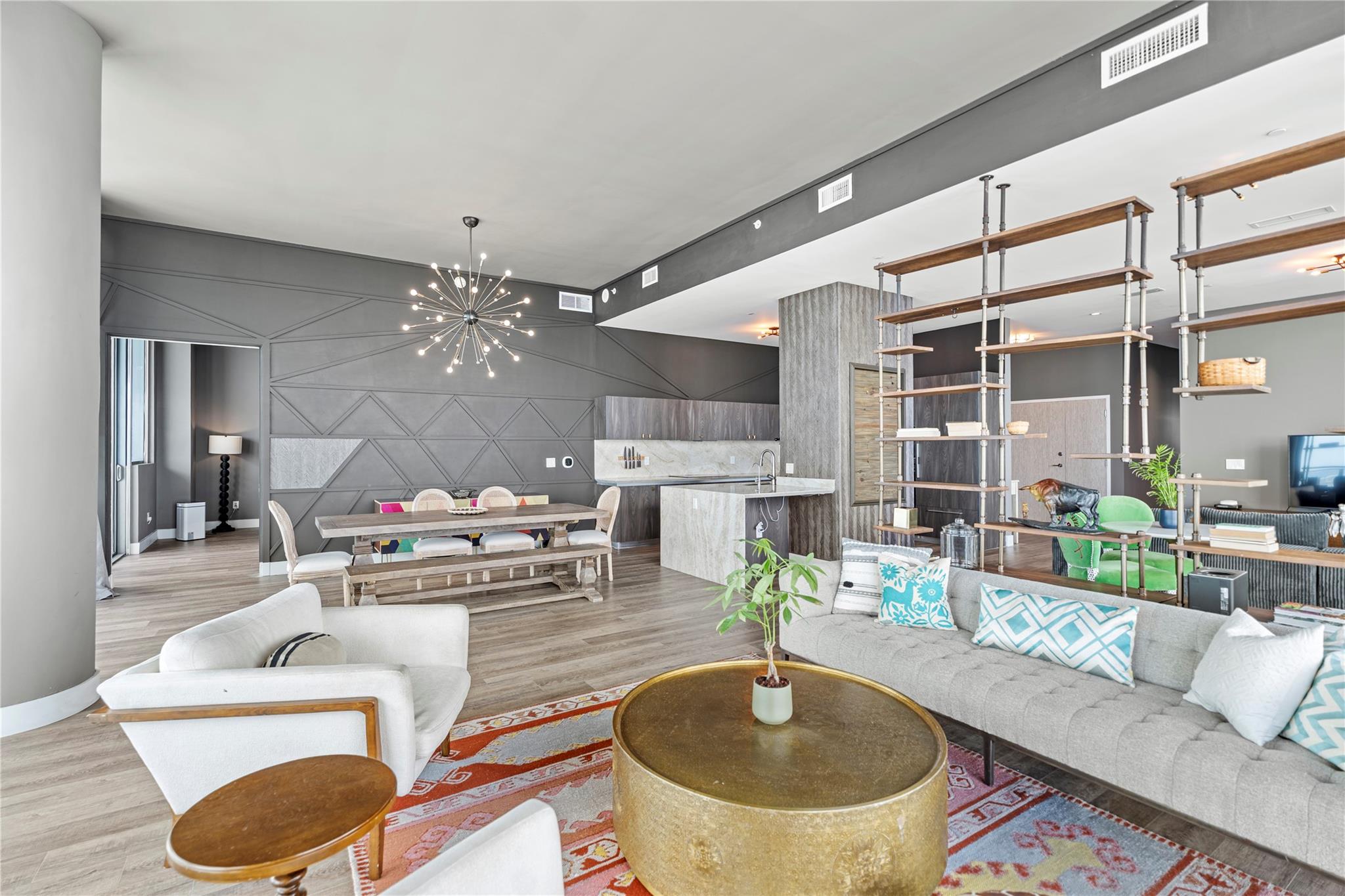 480 NE 31st St #PH5104 Miami, FL 33137