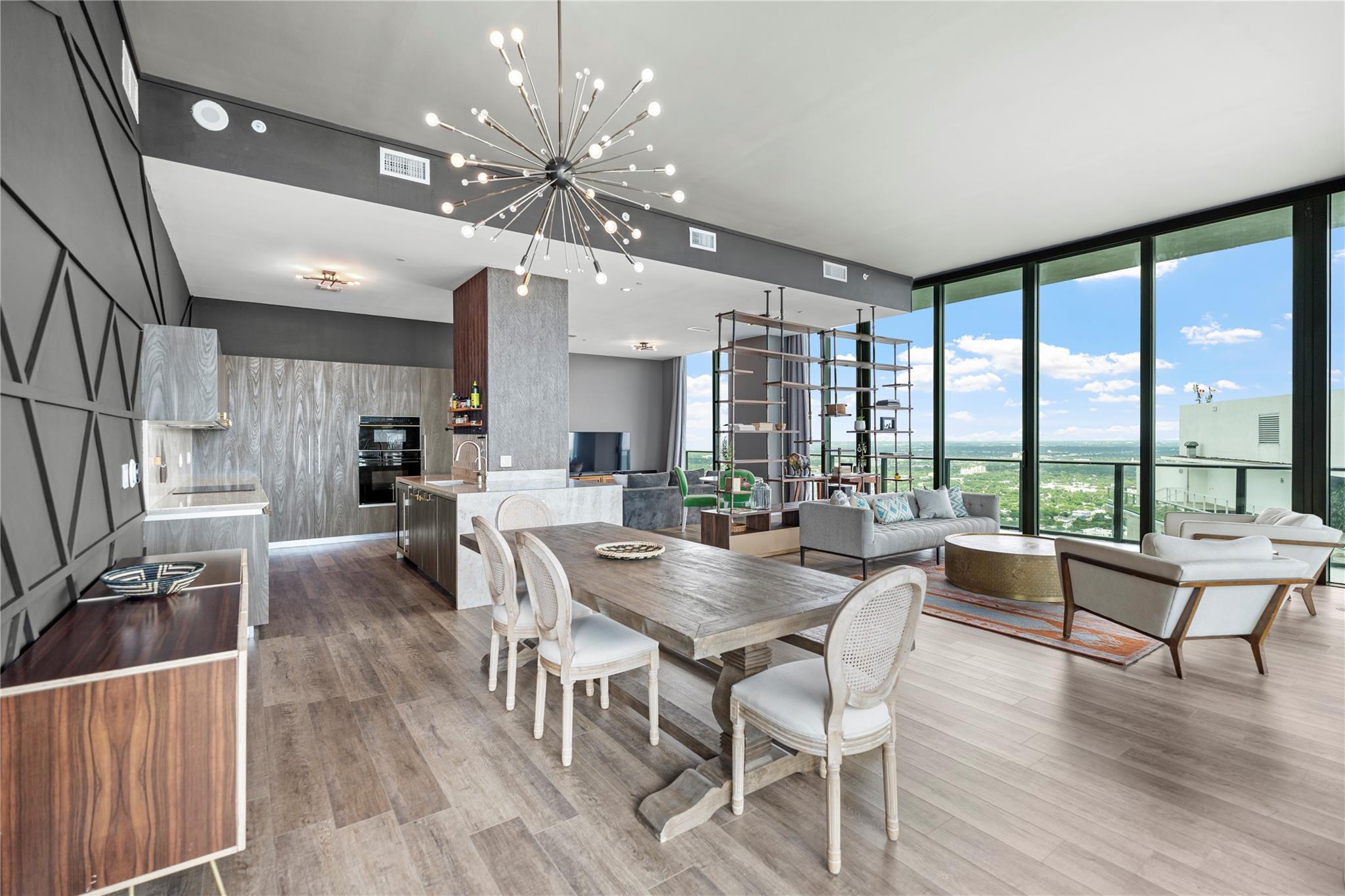 480 NE 31st St #PH5104 Miami, FL 33137