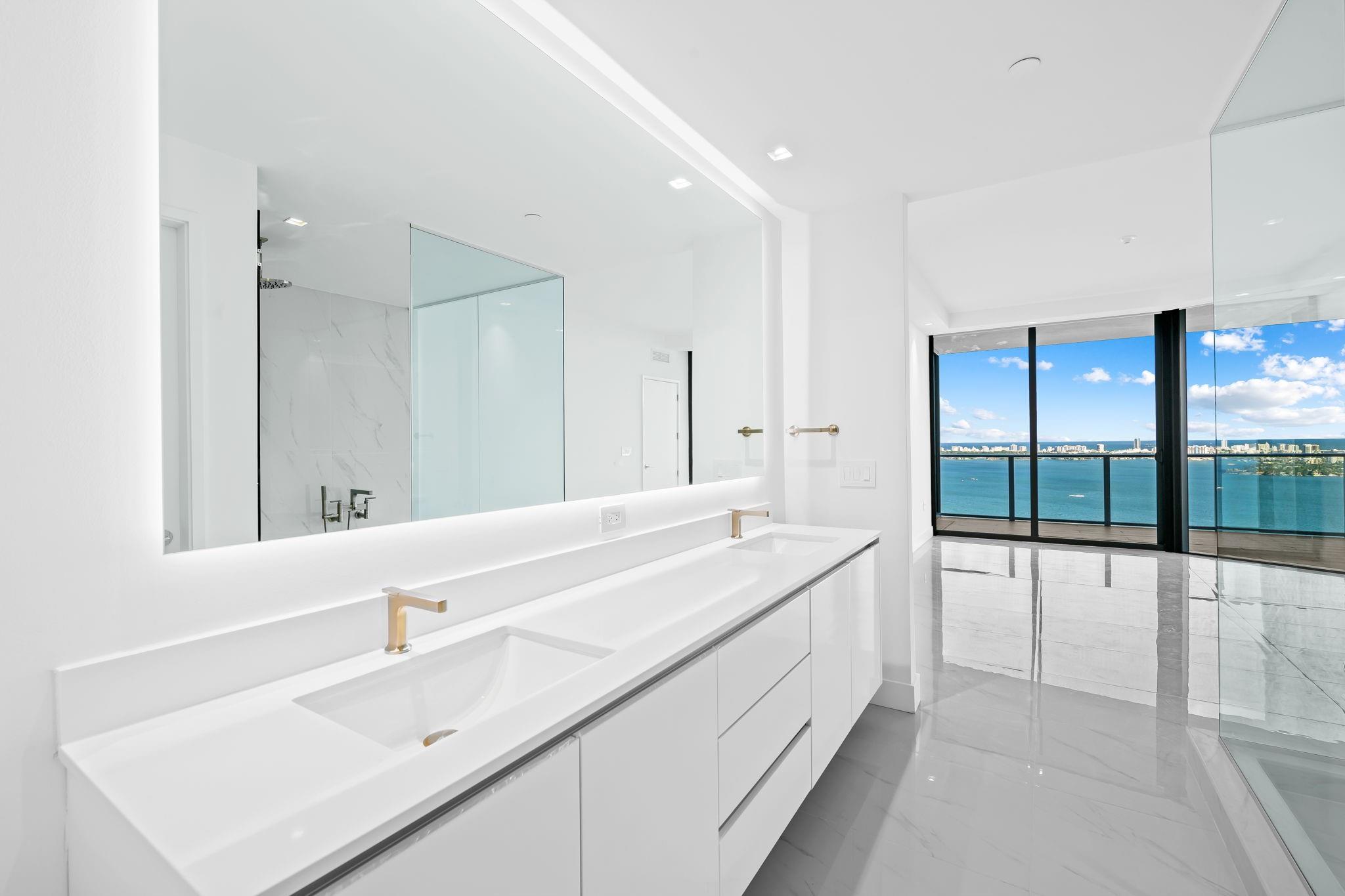 700 NE 24th #4007 Miami, FL 33137