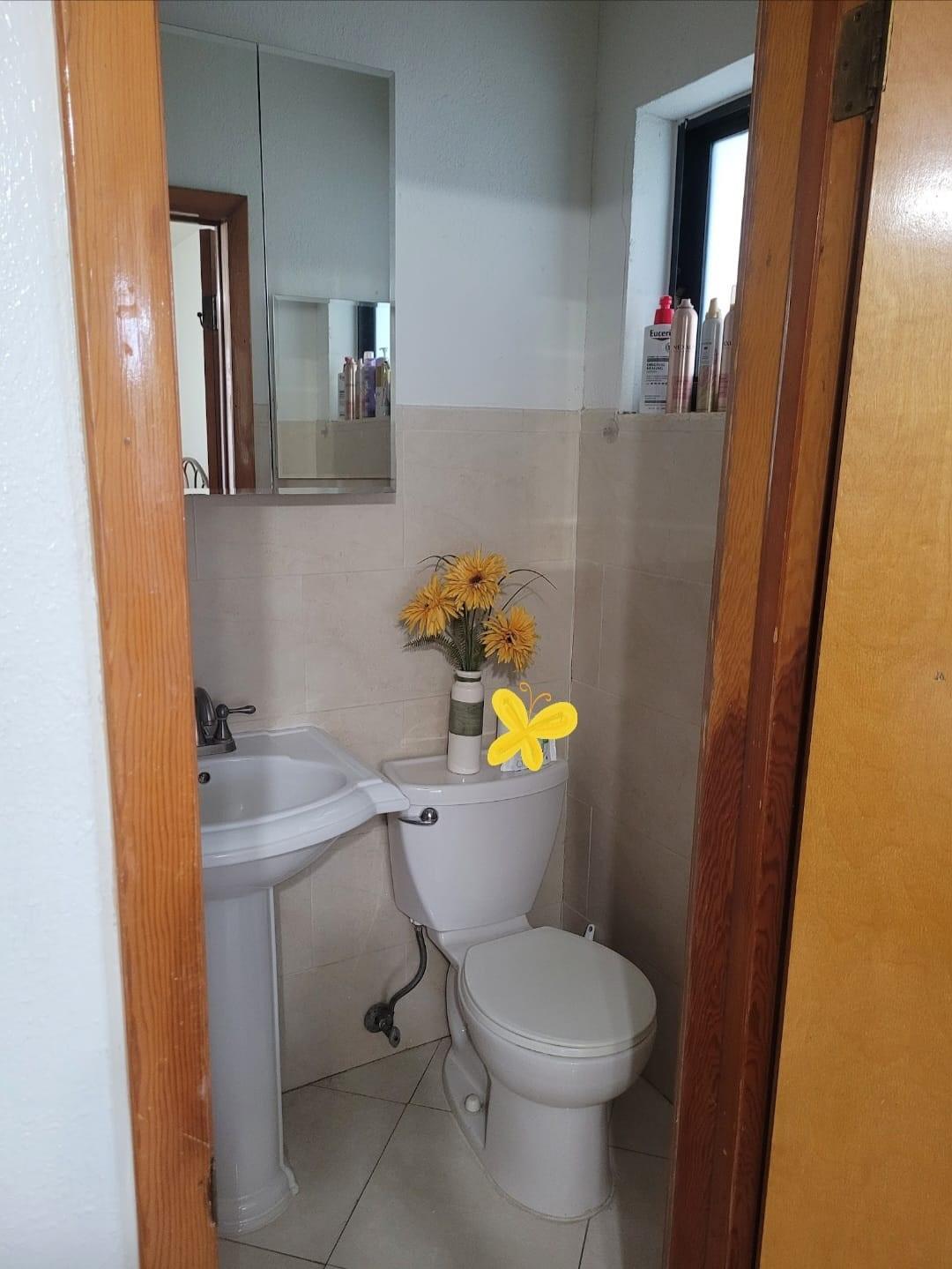 10120 SW 38th Ter Miami, FL 33165