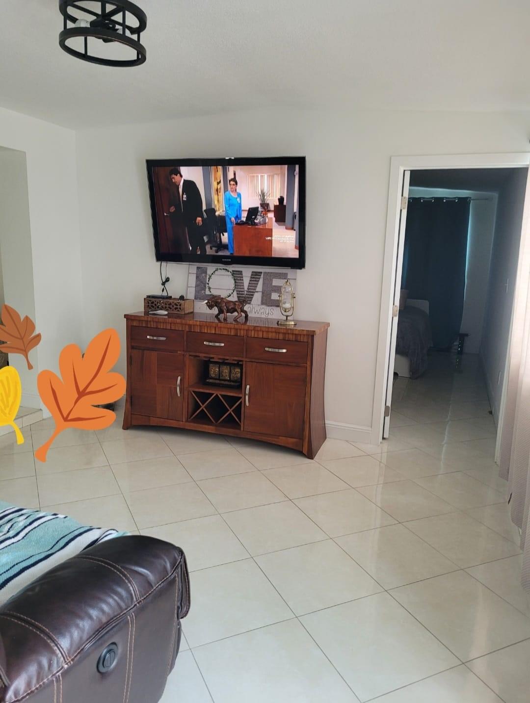 10120 SW 38th Ter Miami, FL 33165