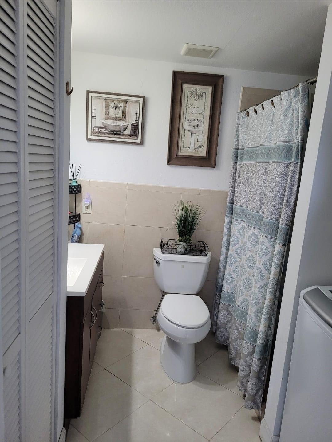 10120 SW 38th Ter Miami, FL 33165