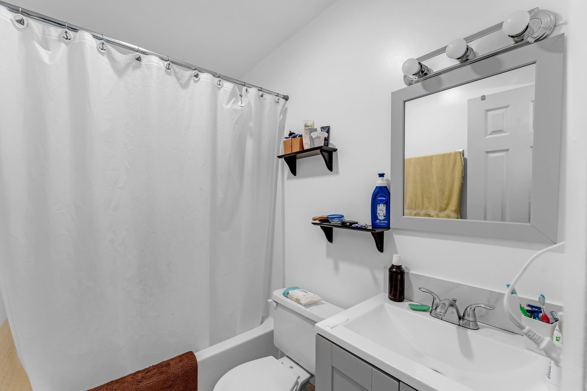 10120 SW 38th Ter Miami, FL 33165