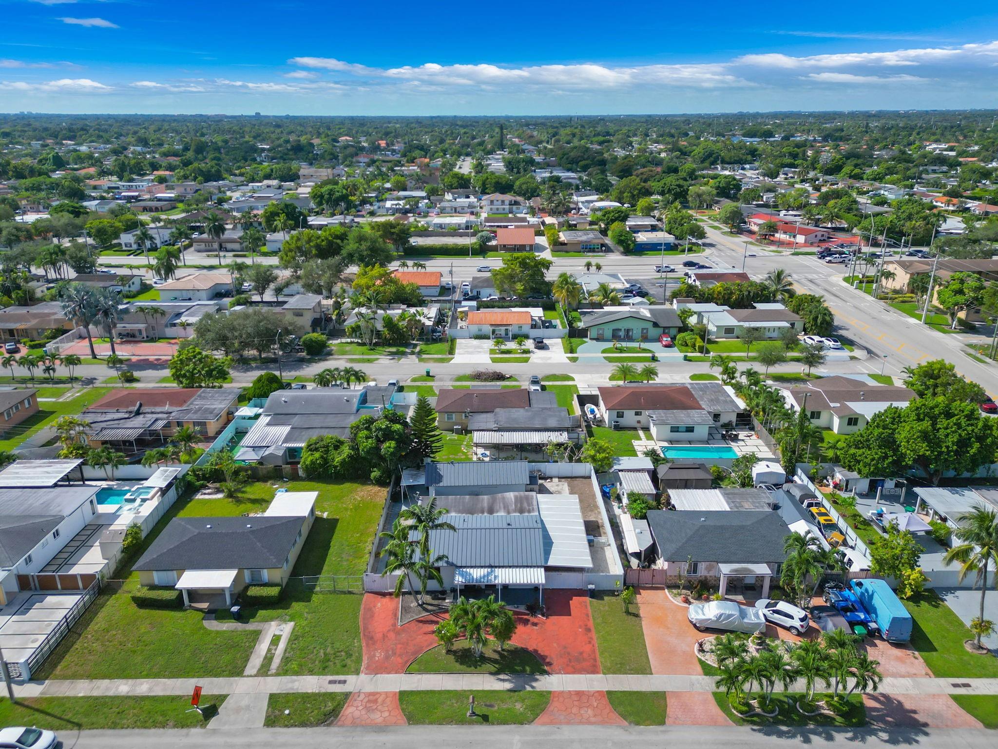 10120 SW 38th Ter Miami, FL 33165