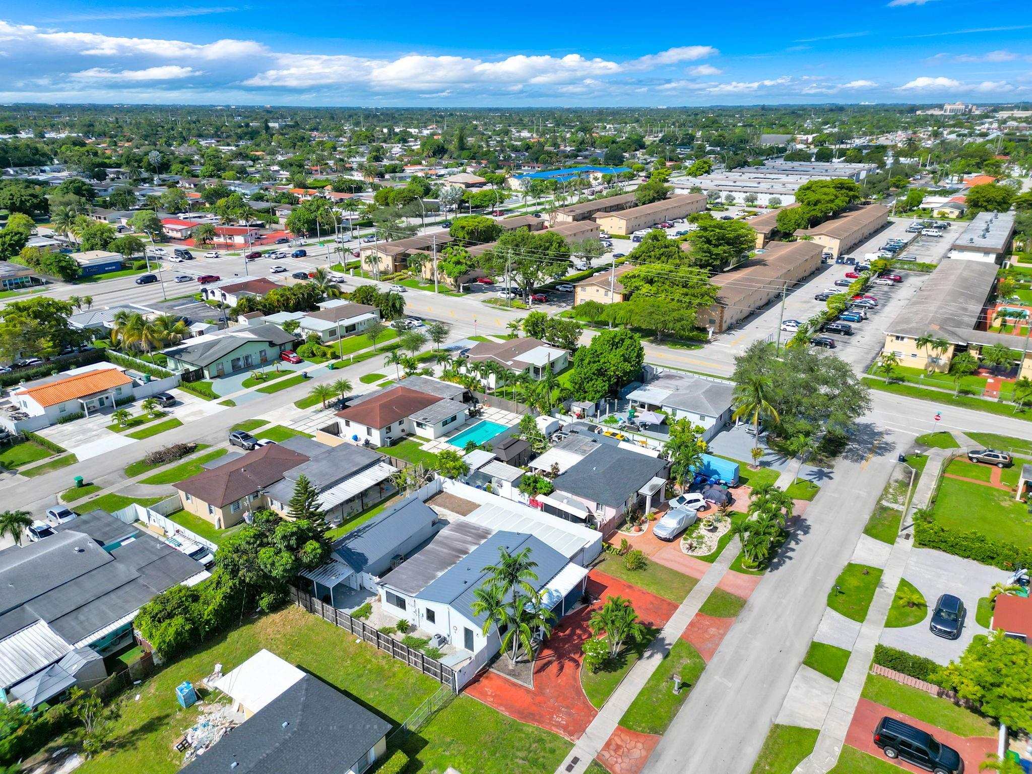 10120 SW 38th Ter Miami, FL 33165