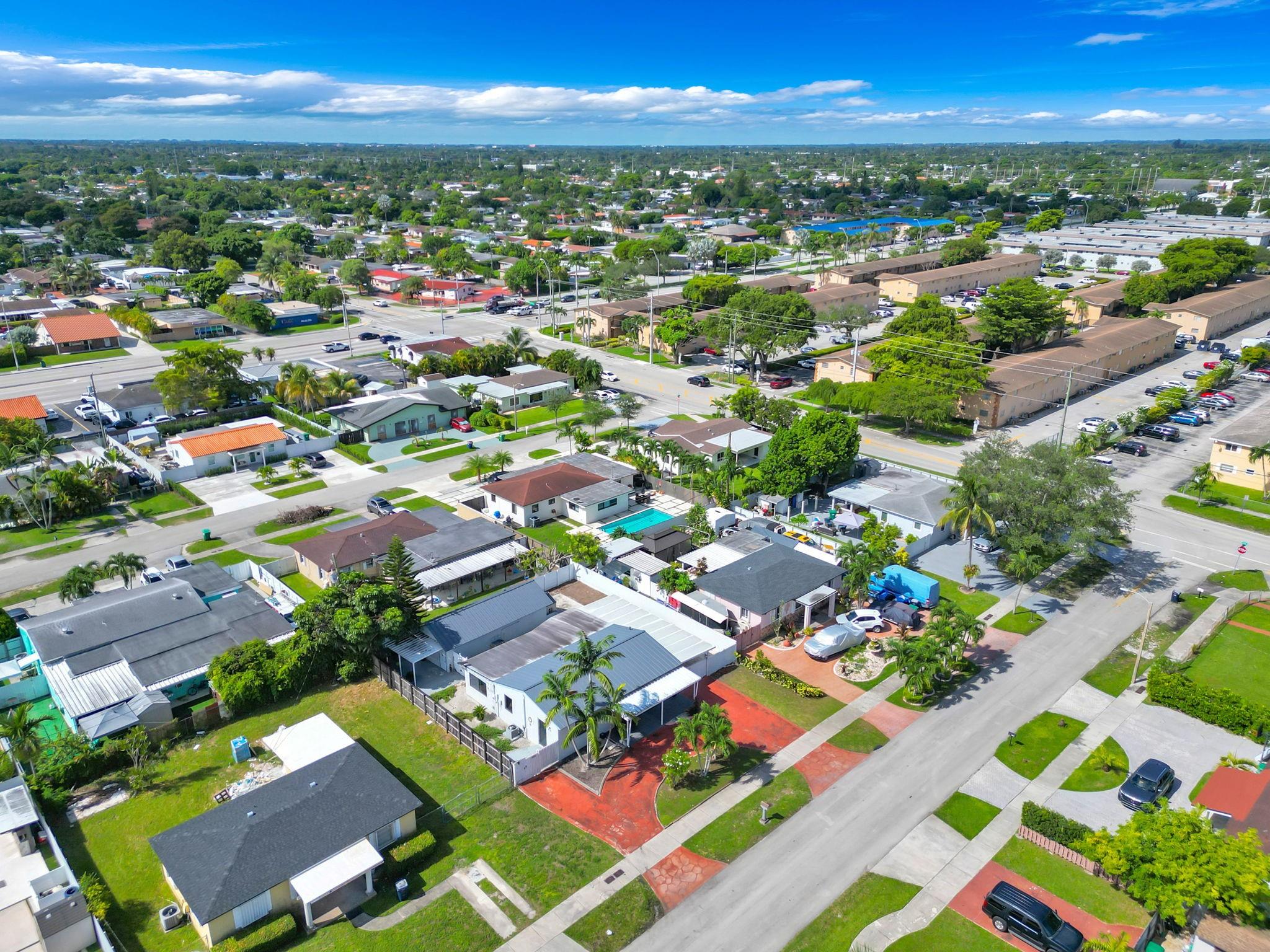 10120 SW 38th Ter Miami, FL 33165