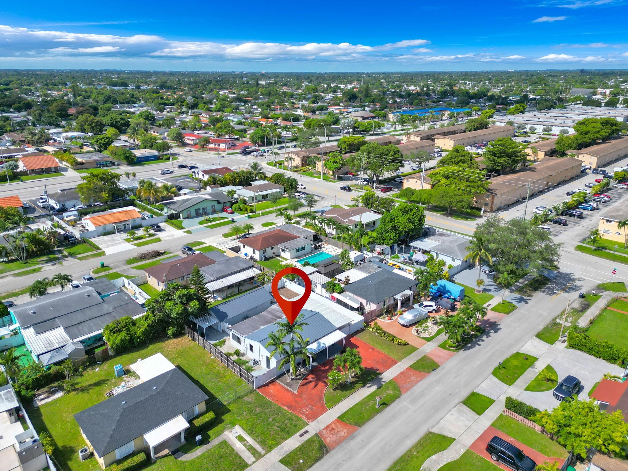 10120 SW 38th Ter Miami, FL 33165