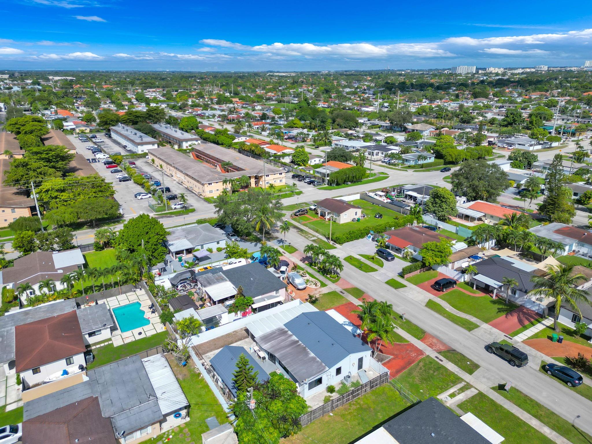 10120 SW 38th Ter Miami, FL 33165