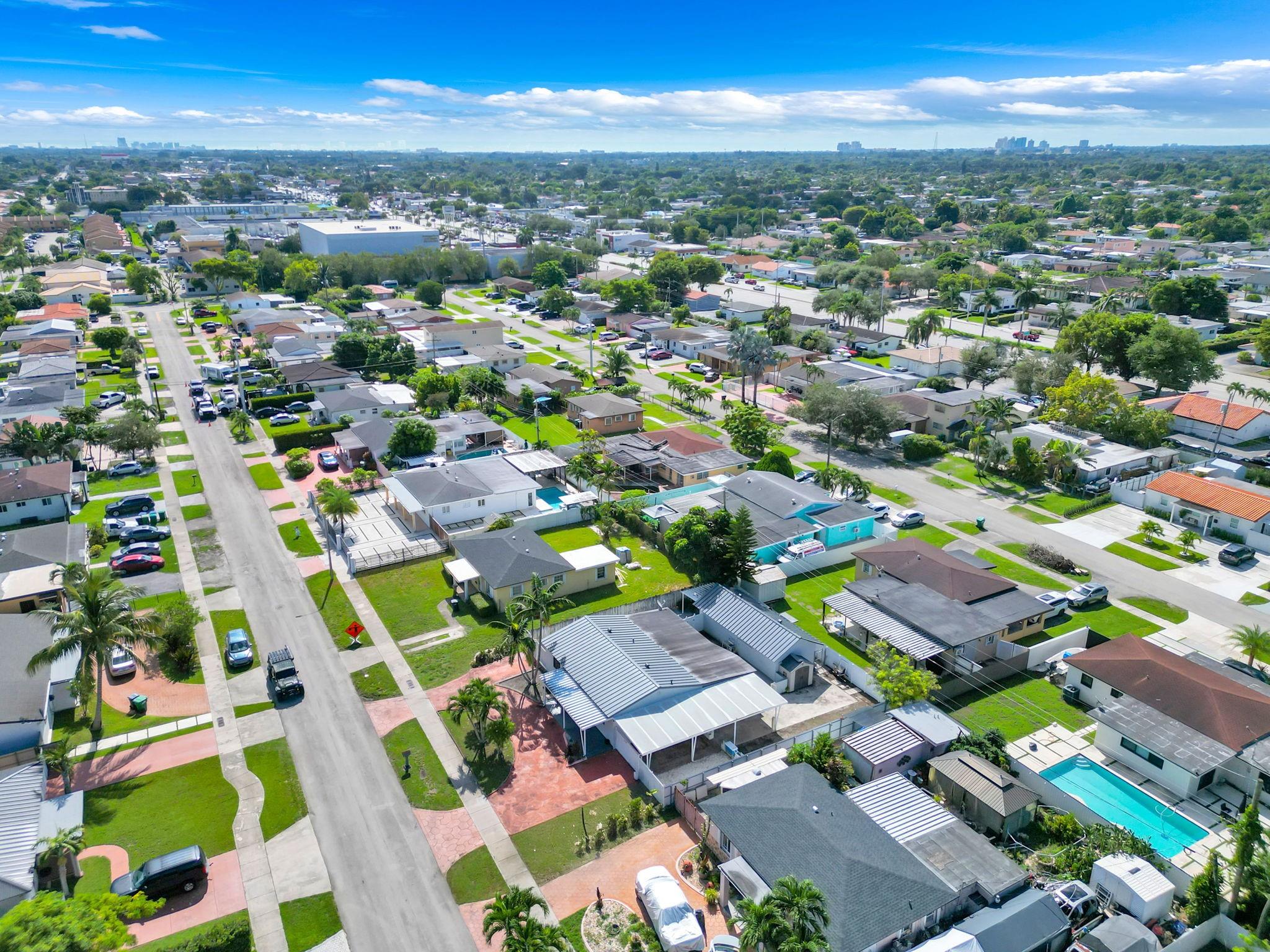 10120 SW 38th Ter Miami, FL 33165