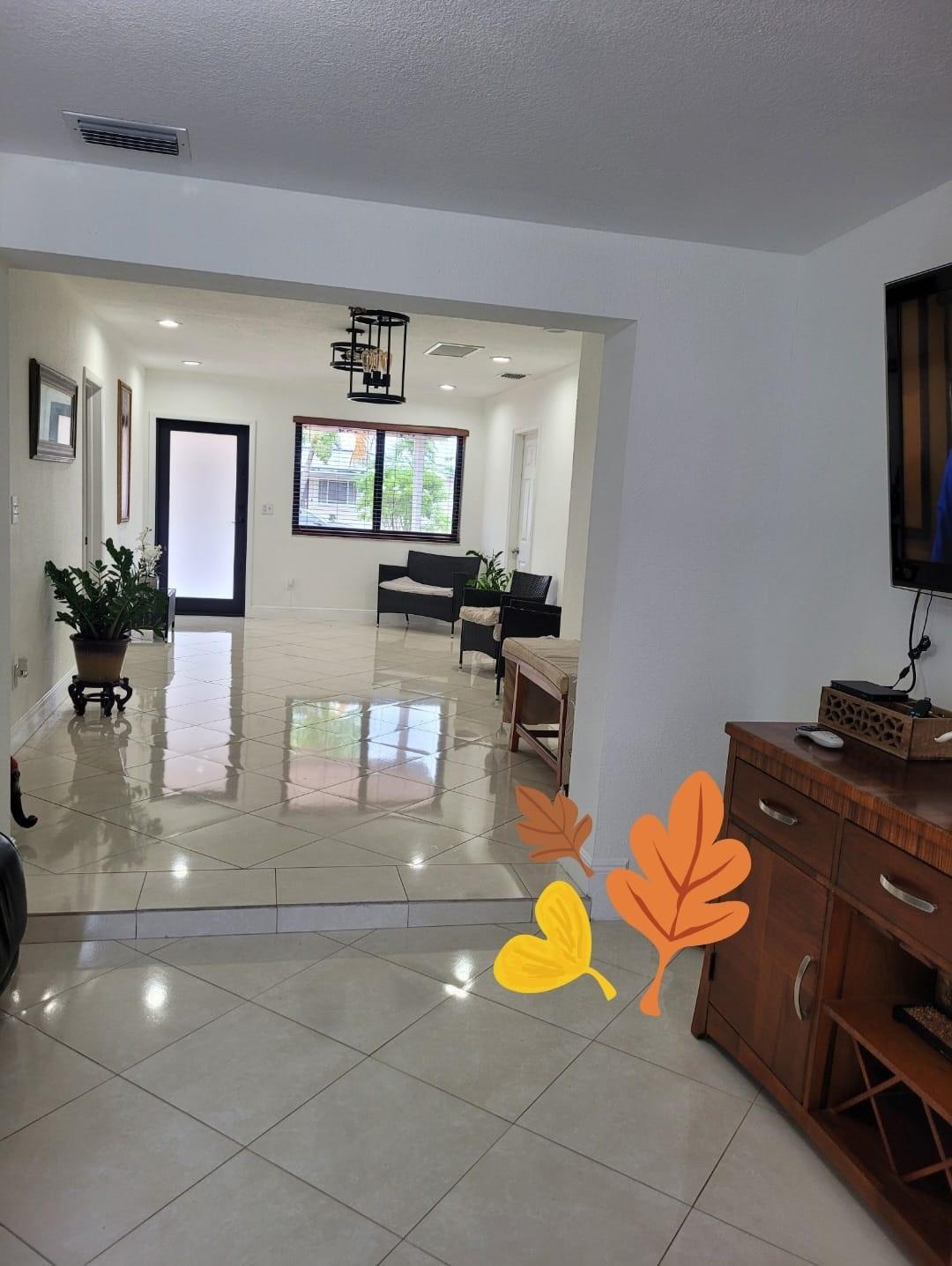 10120 SW 38th Ter Miami, FL 33165