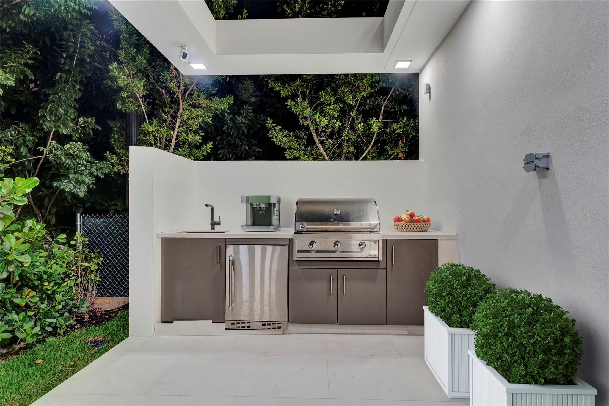 2130 S Miami Ave Miami, FL 33129