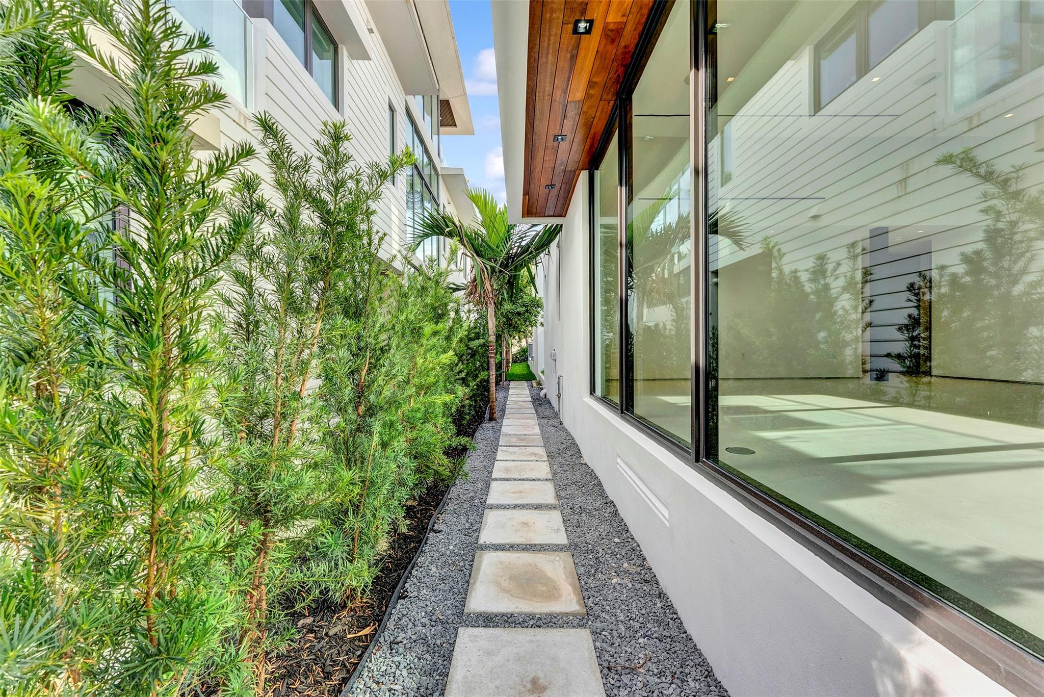 2130 S Miami Ave Miami, FL 33129