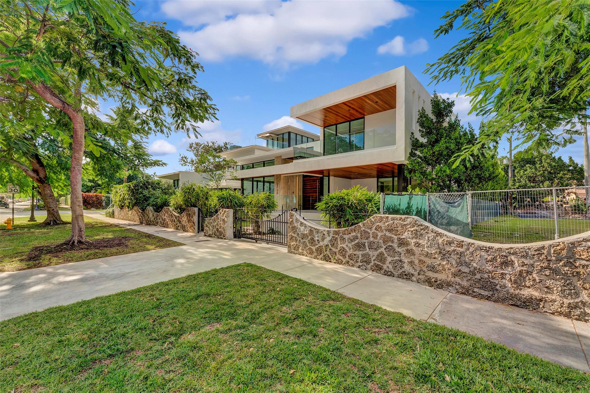 2130 S Miami Ave Miami, FL 33129