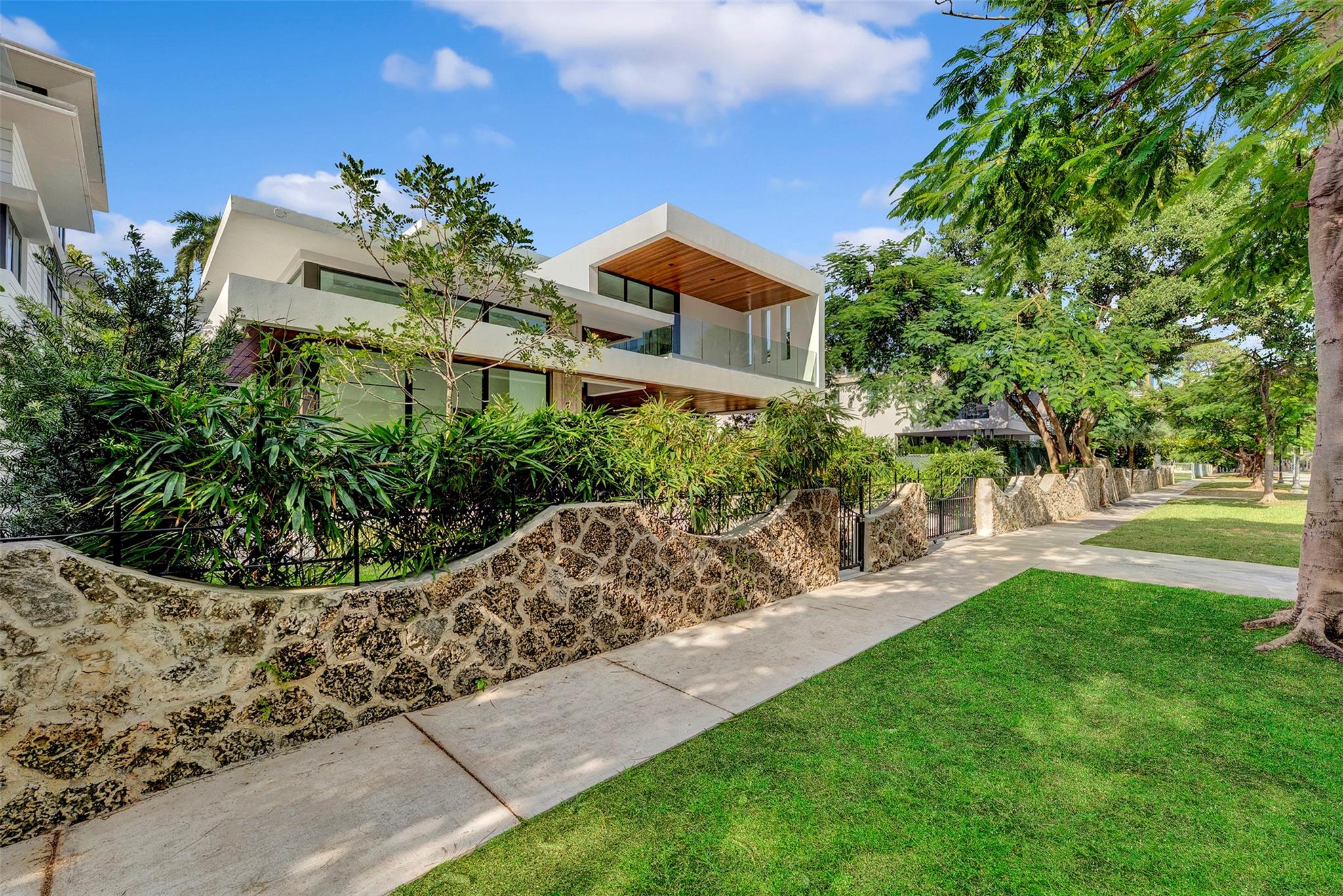 2130 S Miami Ave Miami, FL 33129