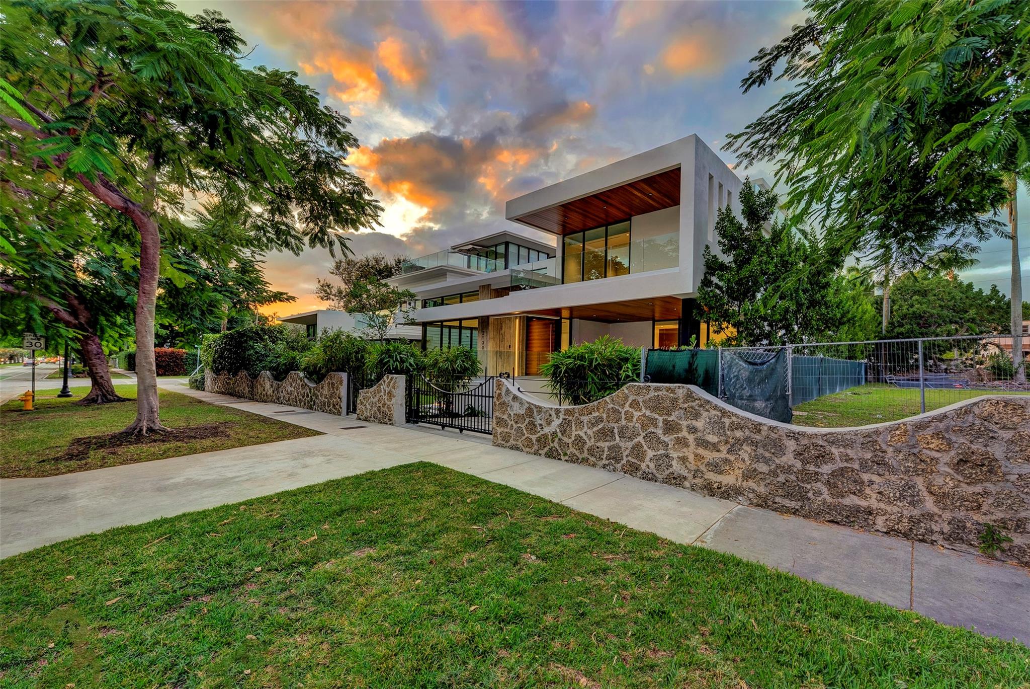 2130 S Miami Ave Miami, FL 33129