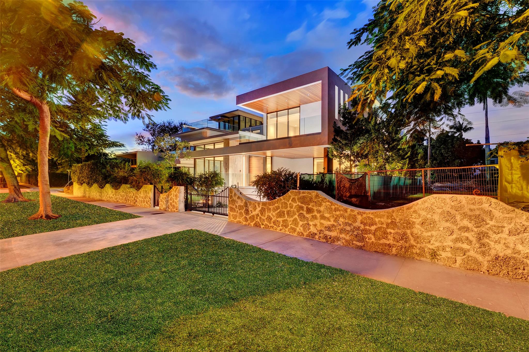 2130 S Miami Ave Miami, FL 33129