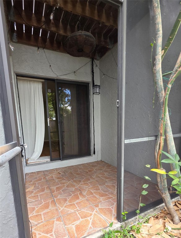 817 SE 12th #1 Fort Lauderdale, FL 33316