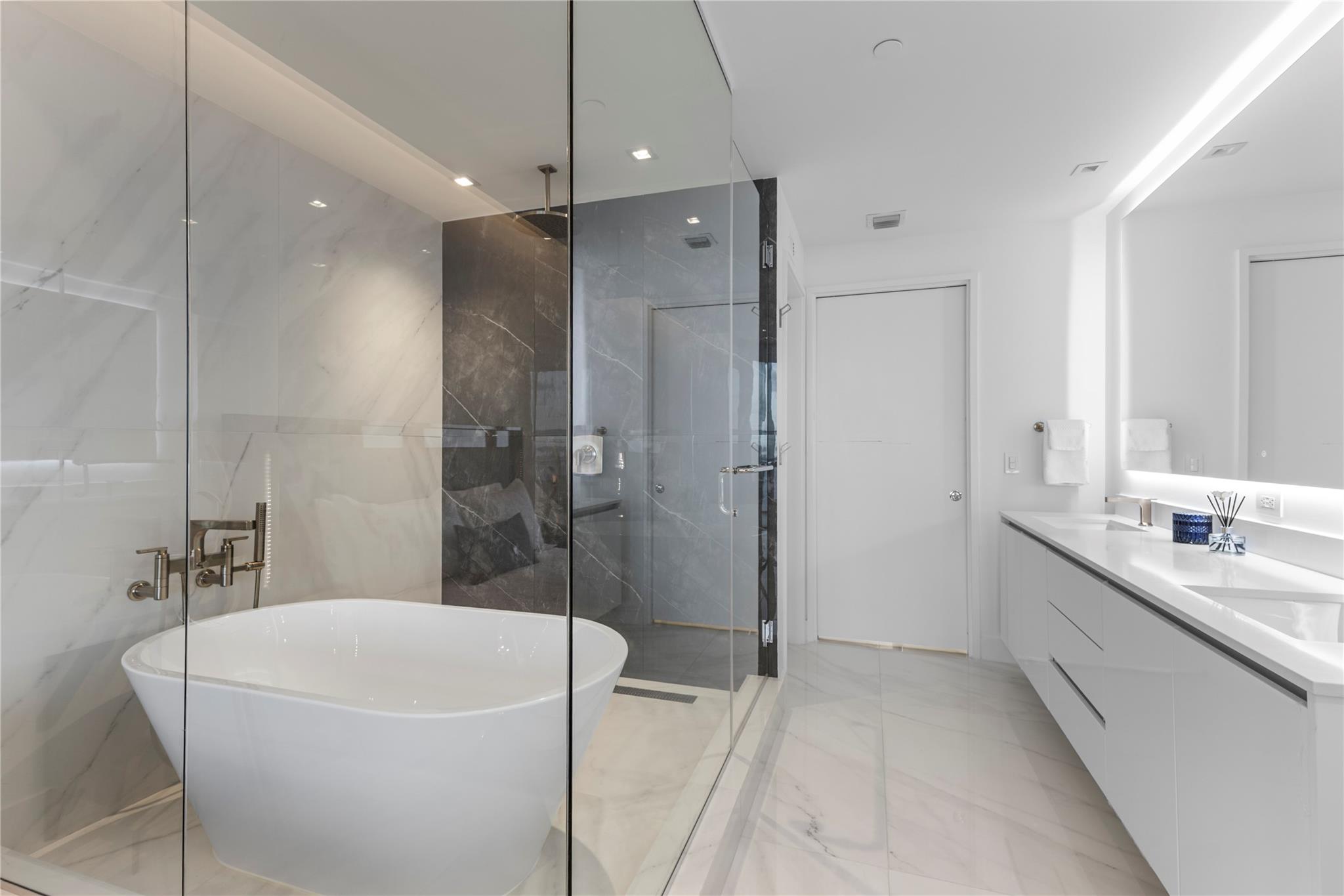 700 NE 24th St #705 Miami, FL 33137