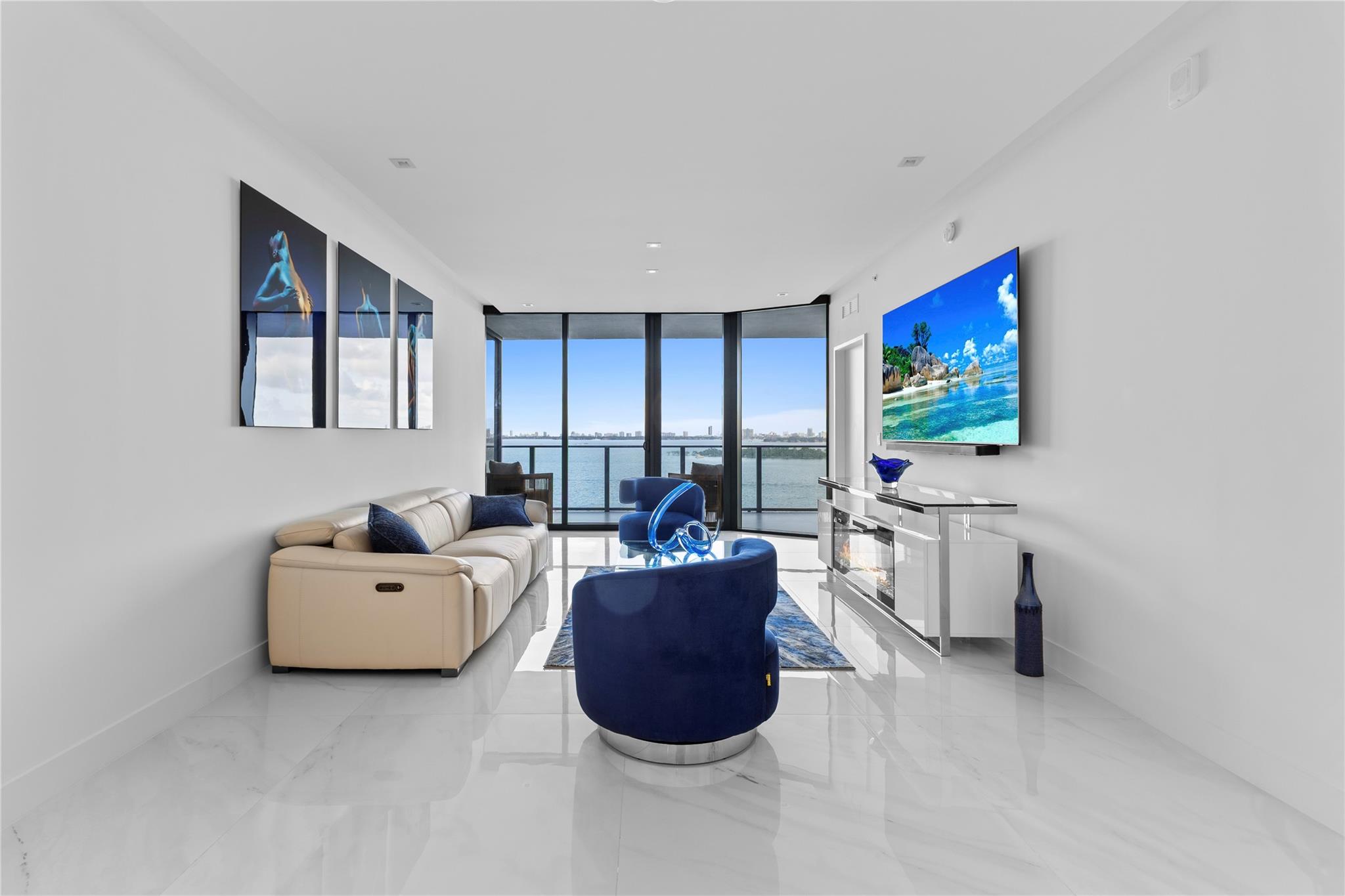 700 NE 24th St #705 Miami, FL 33137