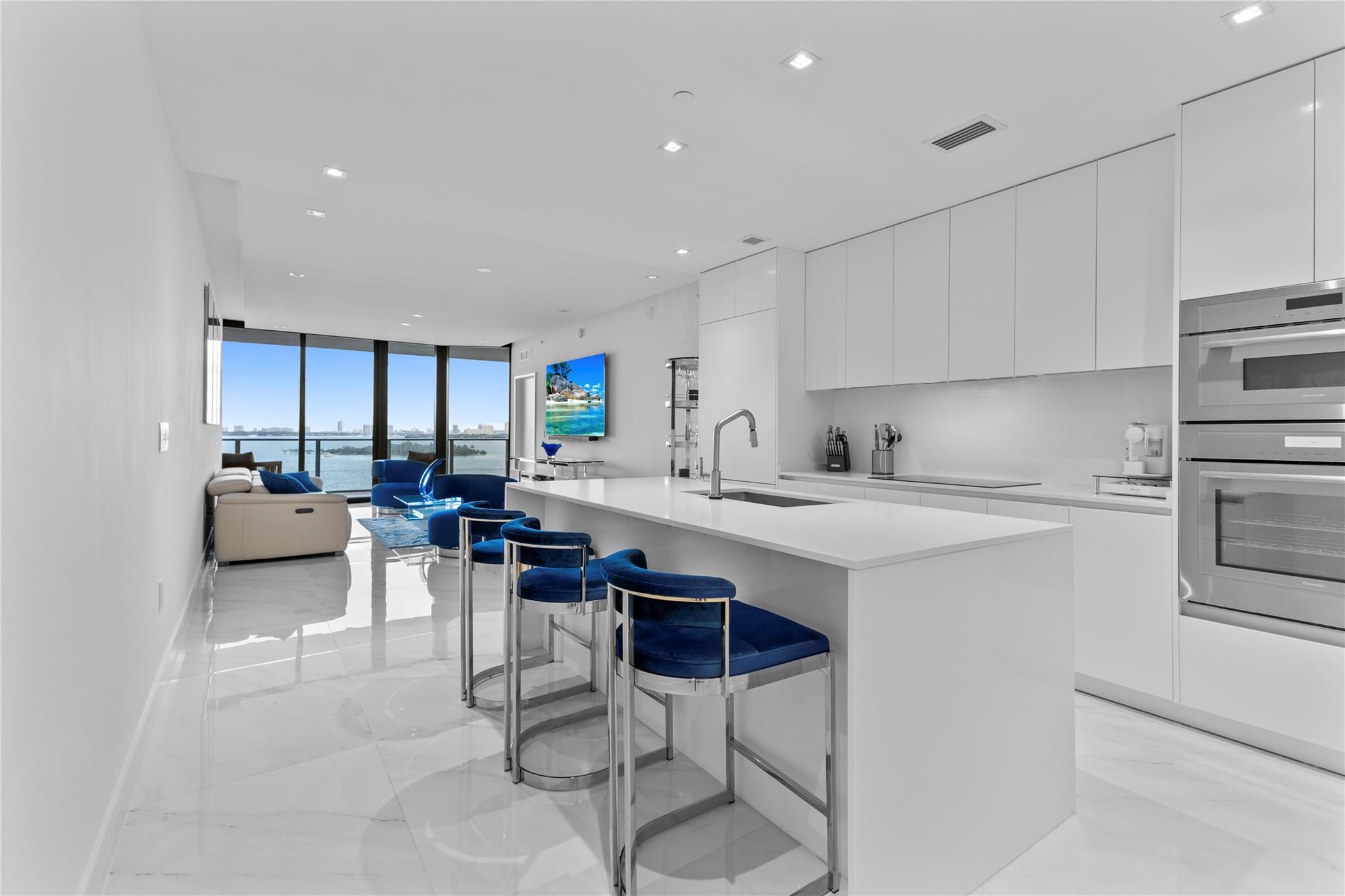 700 NE 24th St #705 Miami, FL 33137