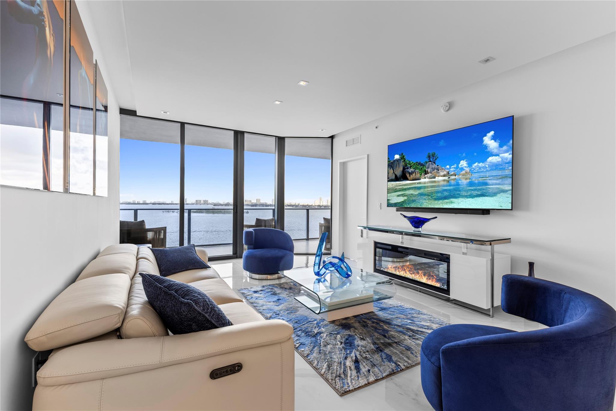 700 NE 24th St #705 Miami, FL 33137