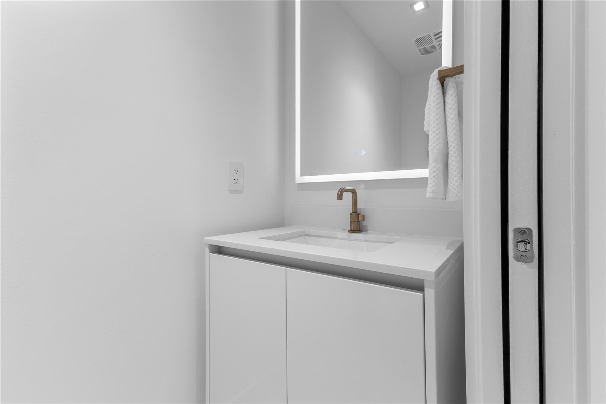 700 NE 24th St #705 Miami, FL 33137