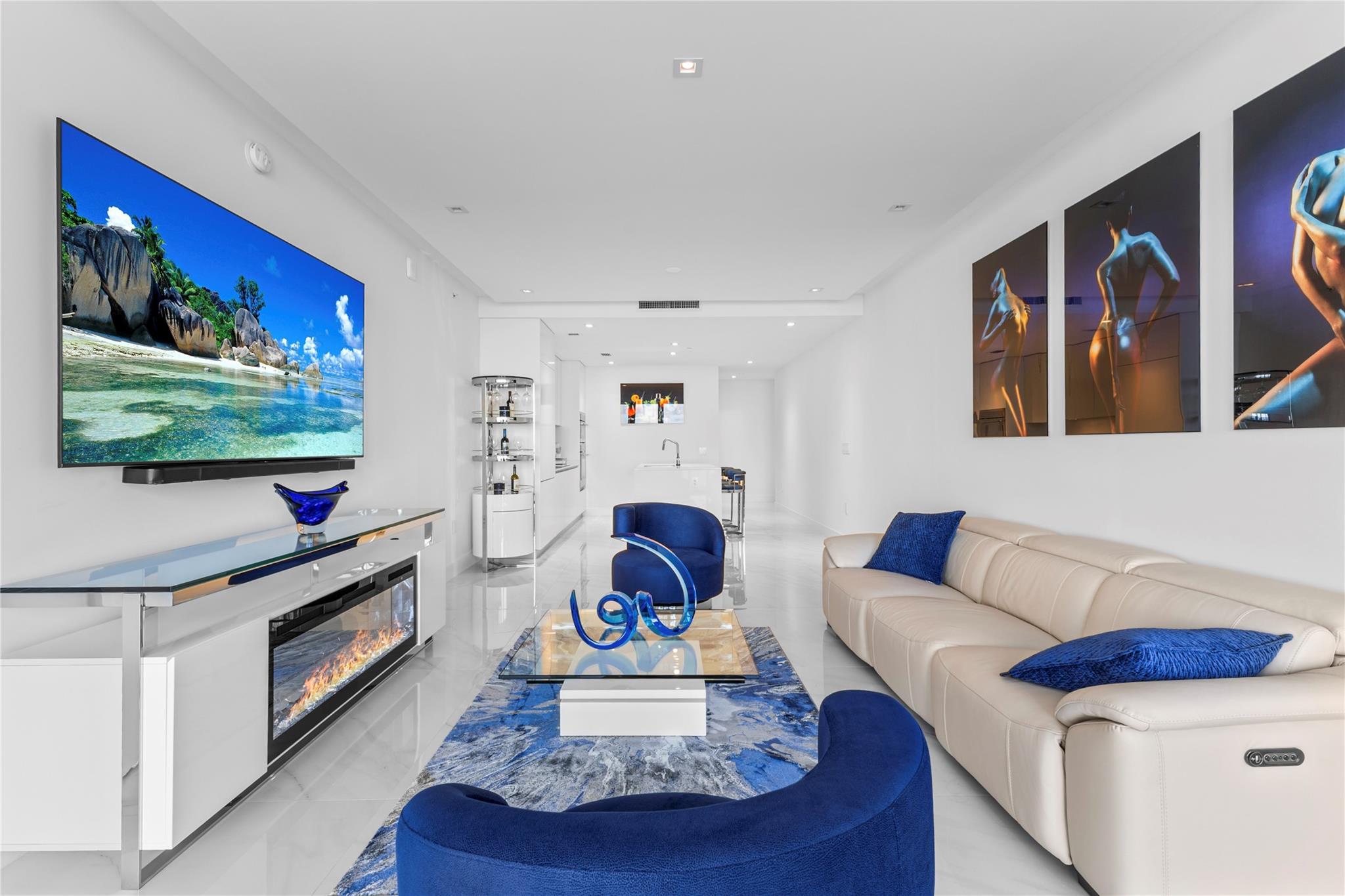 700 NE 24th St #705 Miami, FL 33137