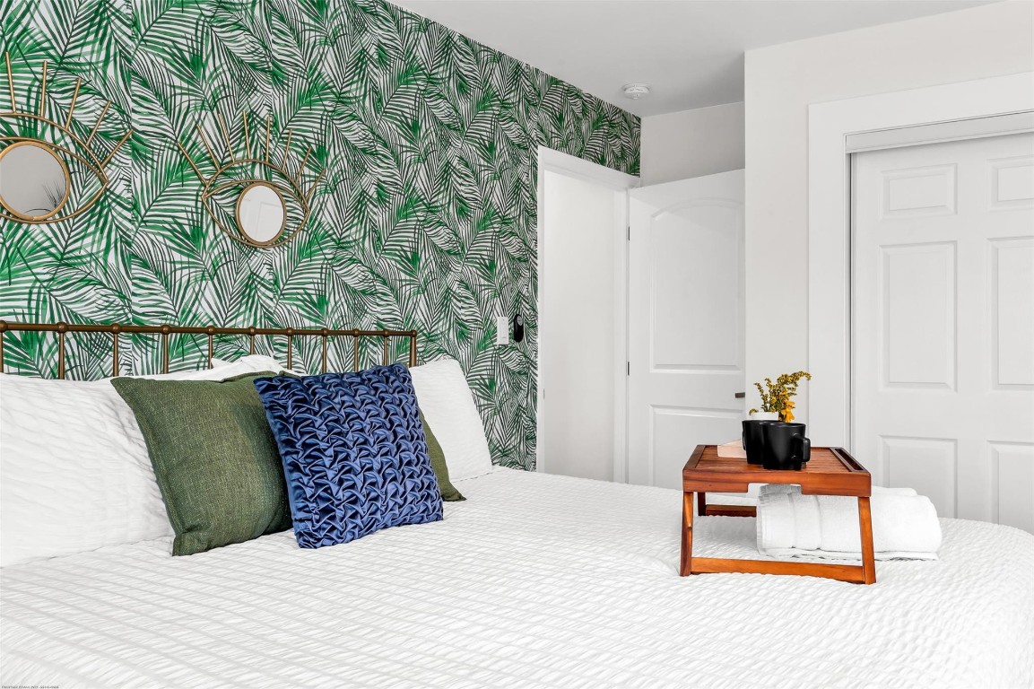 738 NE 17th Fort Lauderdale, FL 33304