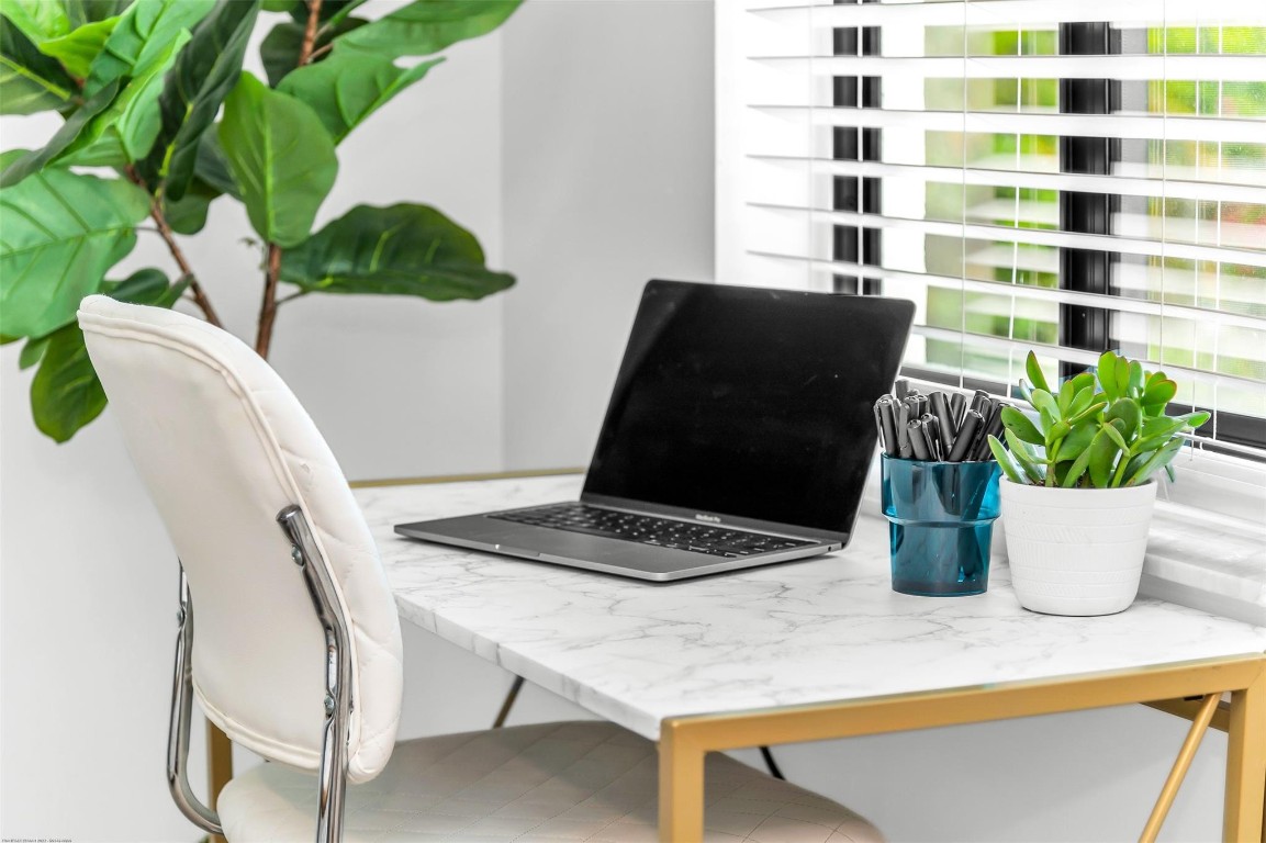 738 NE 17th Fort Lauderdale, FL 33304