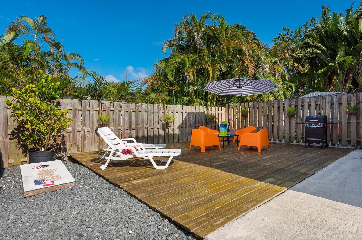 738 NE 17th Fort Lauderdale, FL 33304