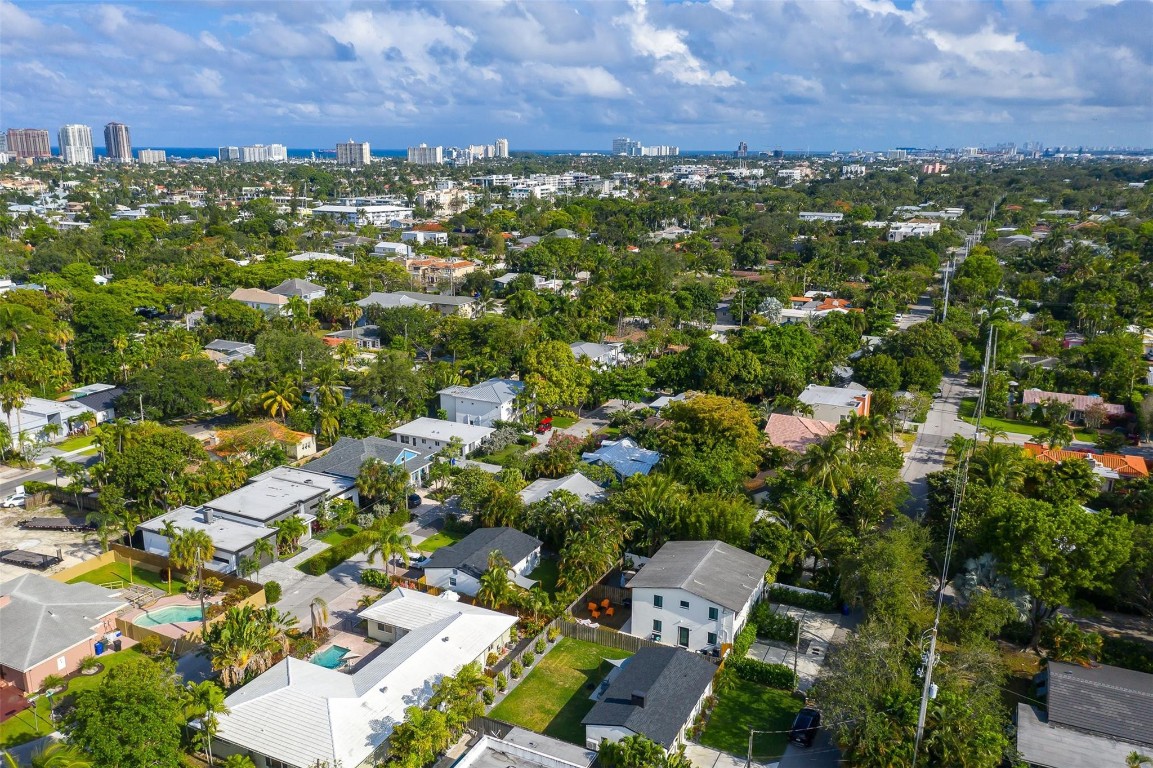 738 NE 17th Fort Lauderdale, FL 33304