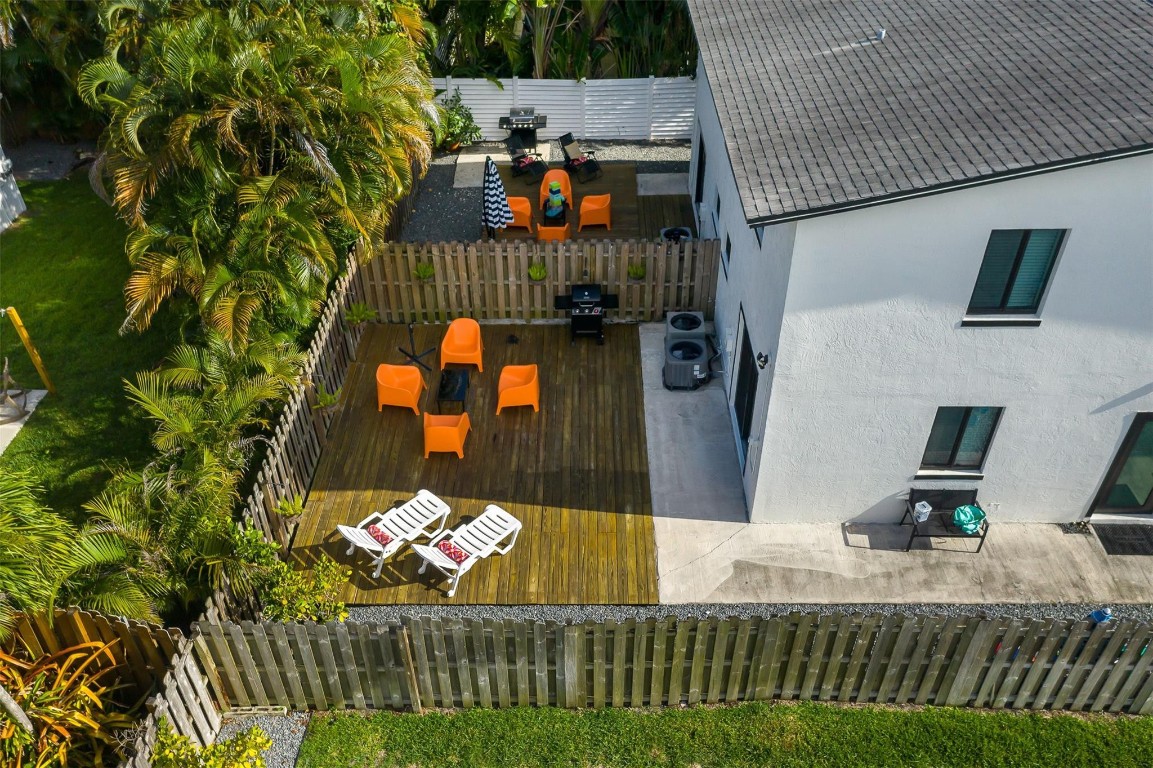 738 NE 17th Fort Lauderdale, FL 33304