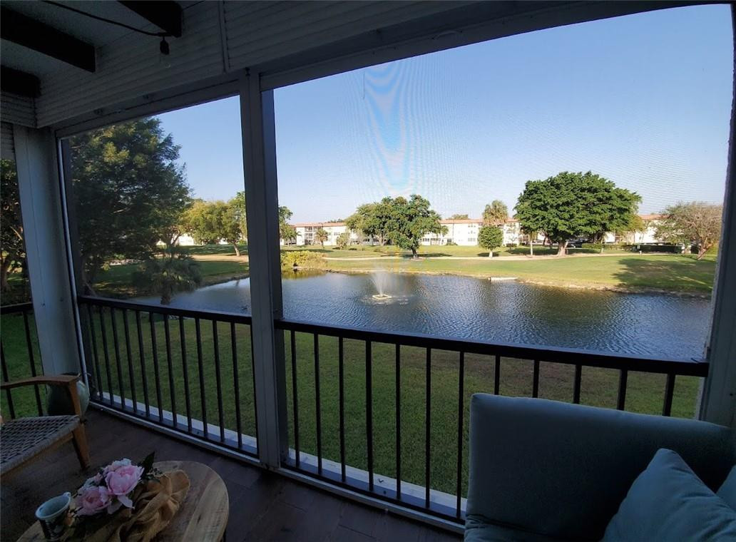 8930 S Hollybrook #204