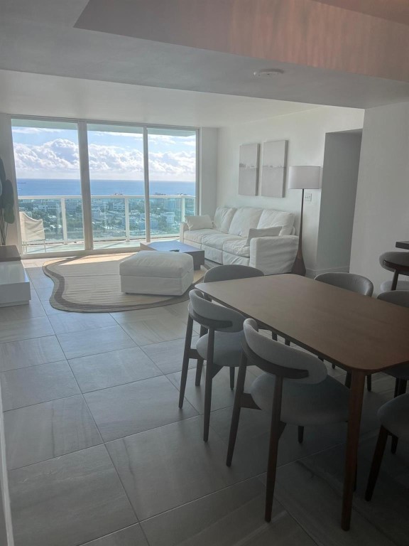 image The Floridian3