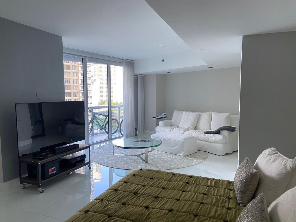 image Icon Brickell I11