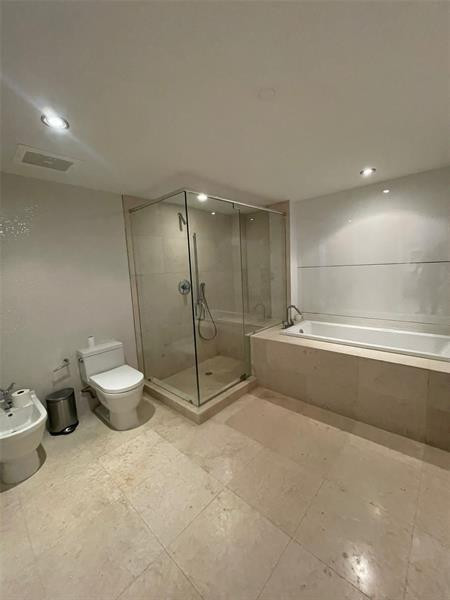 image Icon Brickell I13