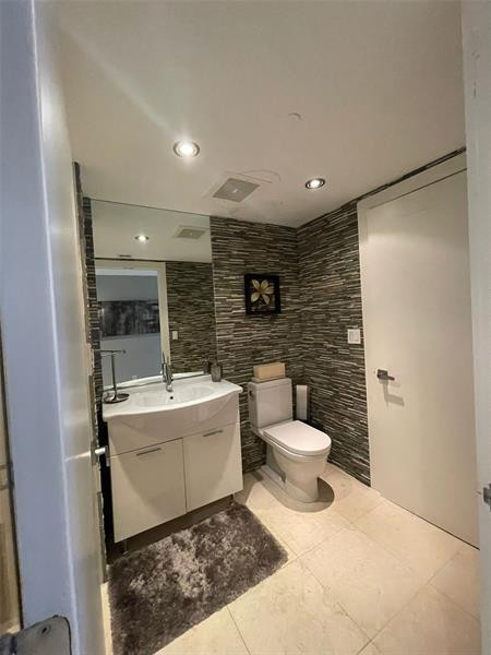 image Icon Brickell I18