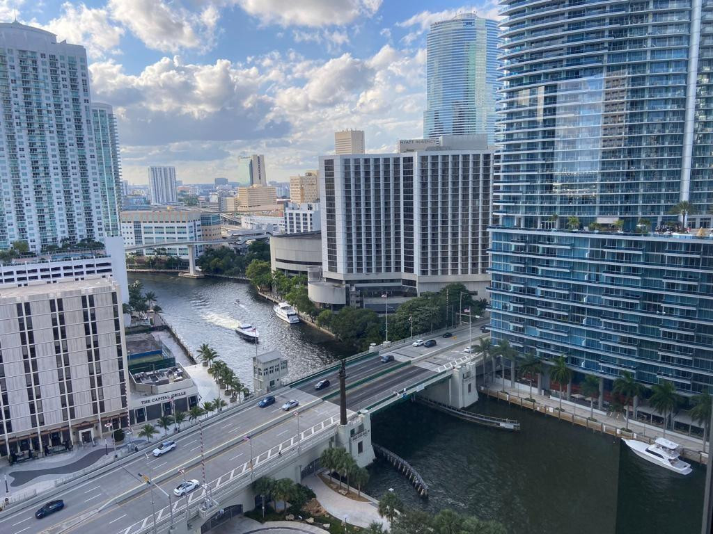 image Icon Brickell I19