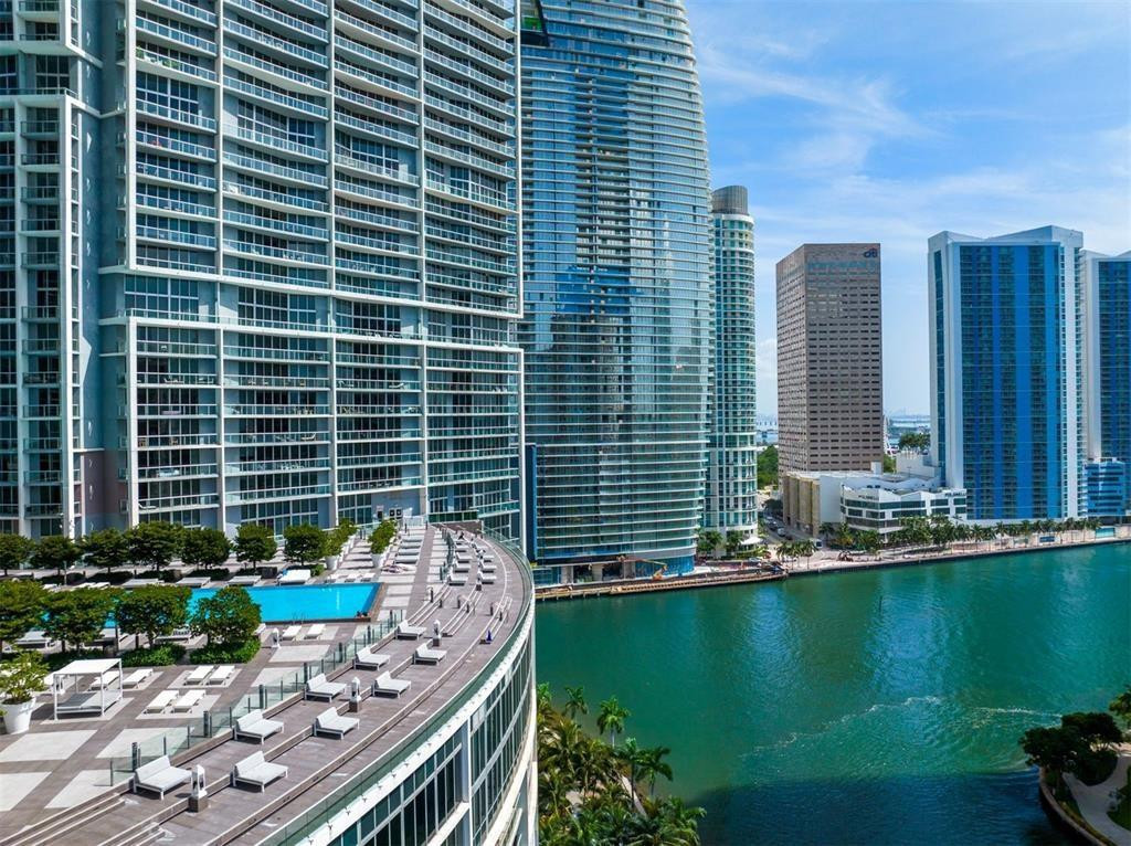 image Icon Brickell I21