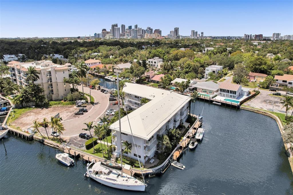 535 Hendricks #209 Fort Lauderdale, FL 33301